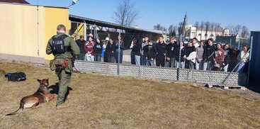 Wieruszowscy policjanci spotkali się z młodzieżą